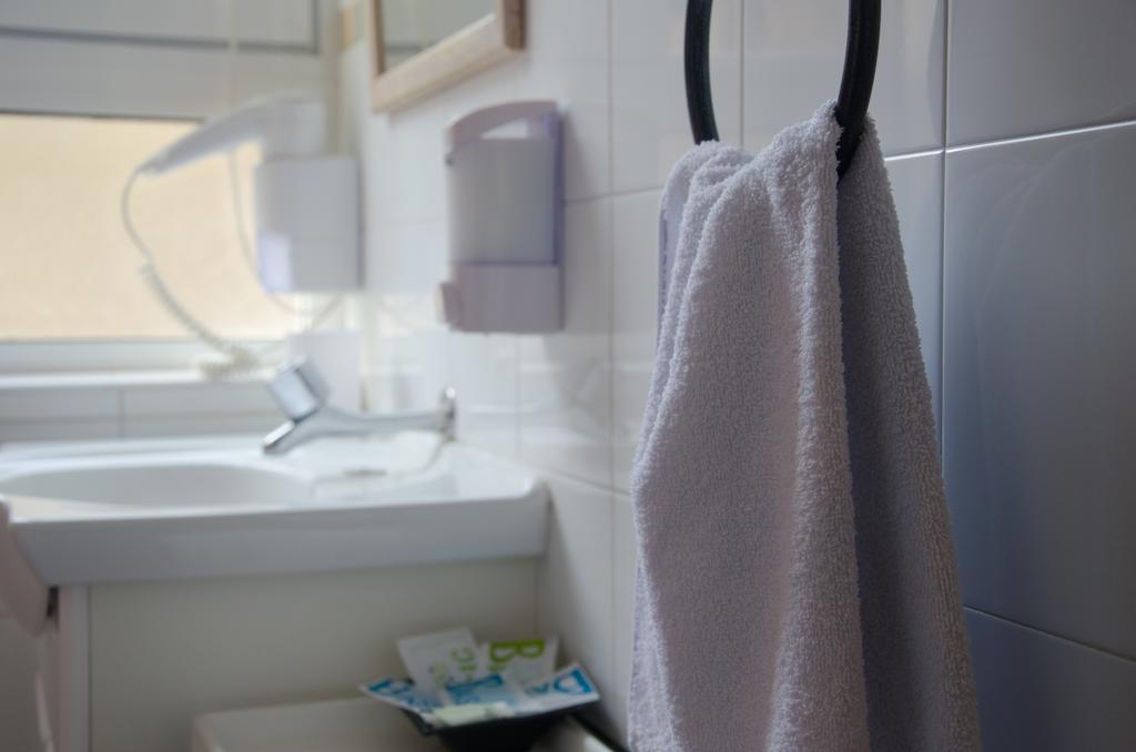 Hostal Aribau Barcelona Værelse billede