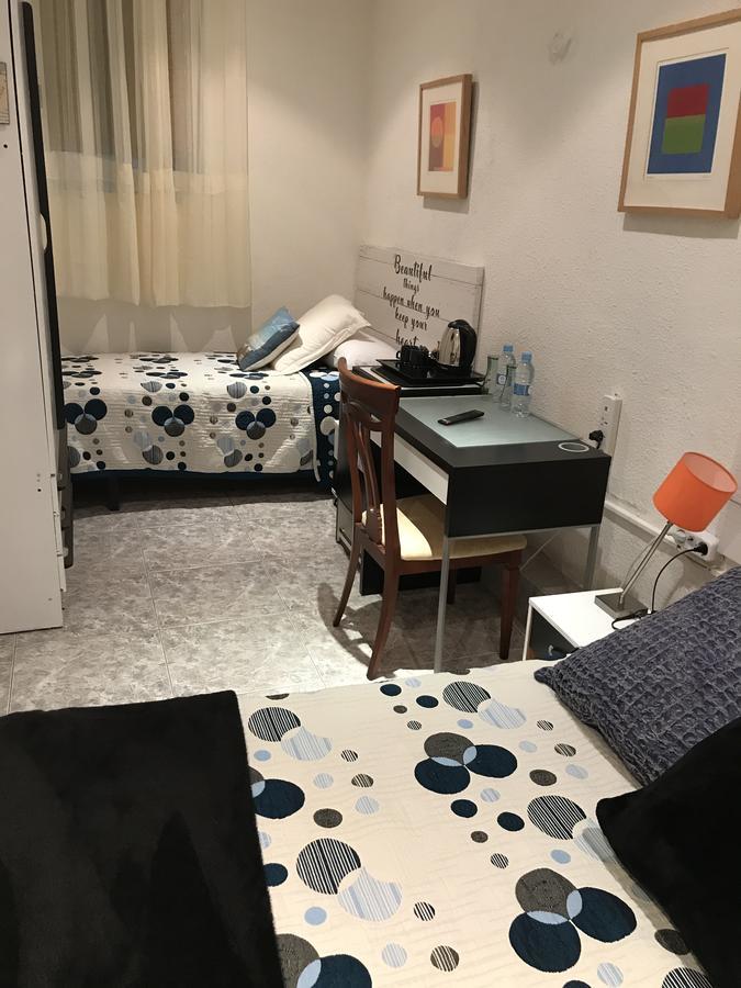 Hostal Aribau Barcelona Eksteriør billede